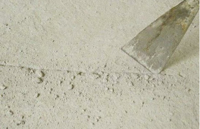 鋪好的瓷磚為什么會(huì)脫落？